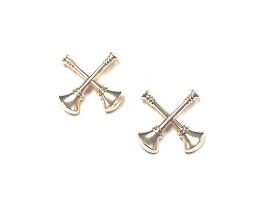 Sta-Brite® Captain 2 Crossed Bugles STA-BRITE Pin On Collar Rank Gold Plated (pair) - Sta-Brite Insignia Inc.