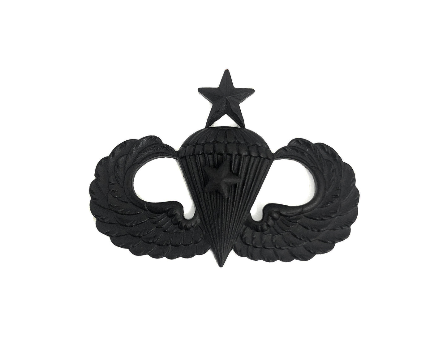 U.S. Army Combat Parachutists (Jump Wings) 2 Jumps Senior STA-BRITE BLACK Metal Pin-on Badge